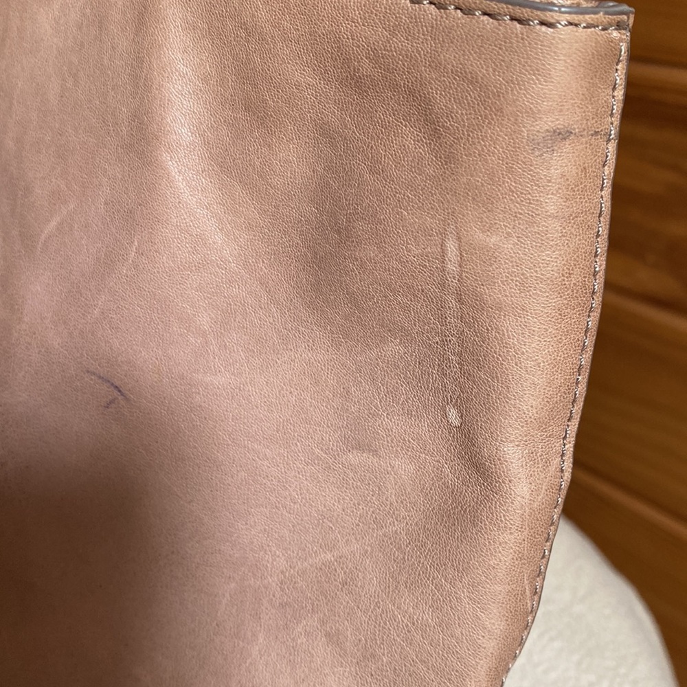Frye - Picture 4 of 12